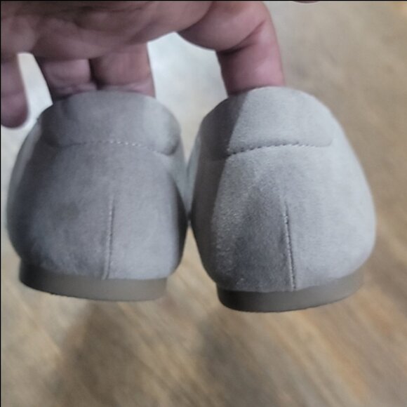 Old Navy Flats - Picture 2 of 5